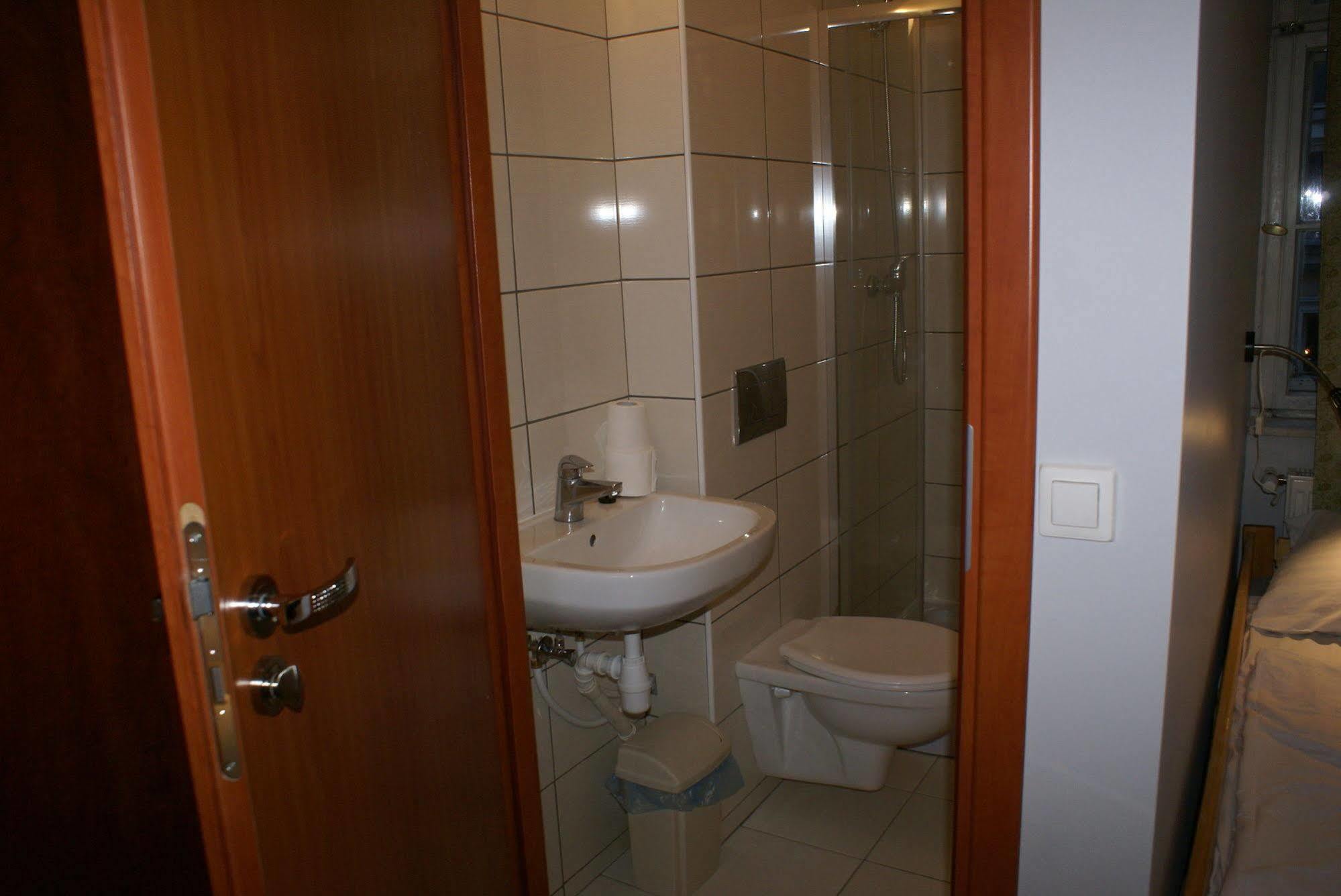 Frolic Goats Hostel Poznaň Exteriér fotografie