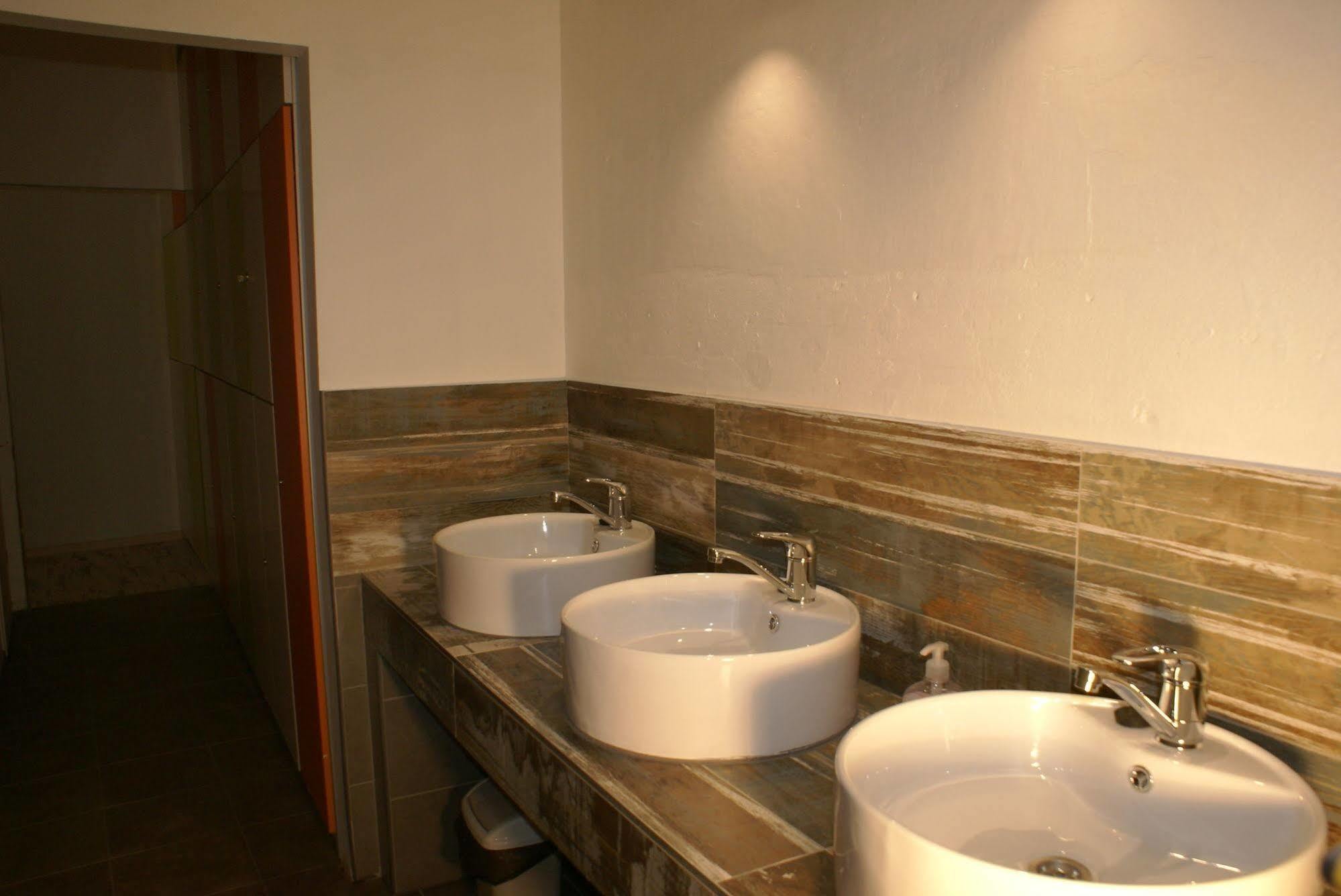 Frolic Goats Hostel Poznaň Exteriér fotografie